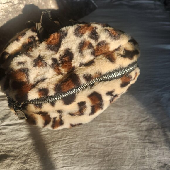 Gilda Paris Leopard Print Soft Fur Back pack NWT main image 4